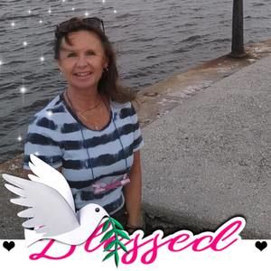 Meet your Posher, Debbie